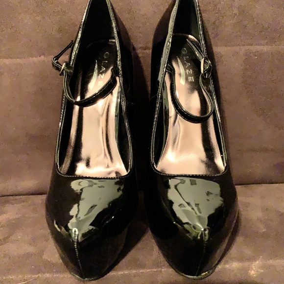 Glaze size 8 black heels - Picture 3 of 6